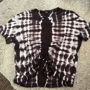 Monrow Brown & White V Neck Cropped T Shirt with Front Ruching & Tie Size M